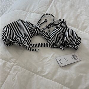 NWT Hollister Black and White Striped Bikini Top